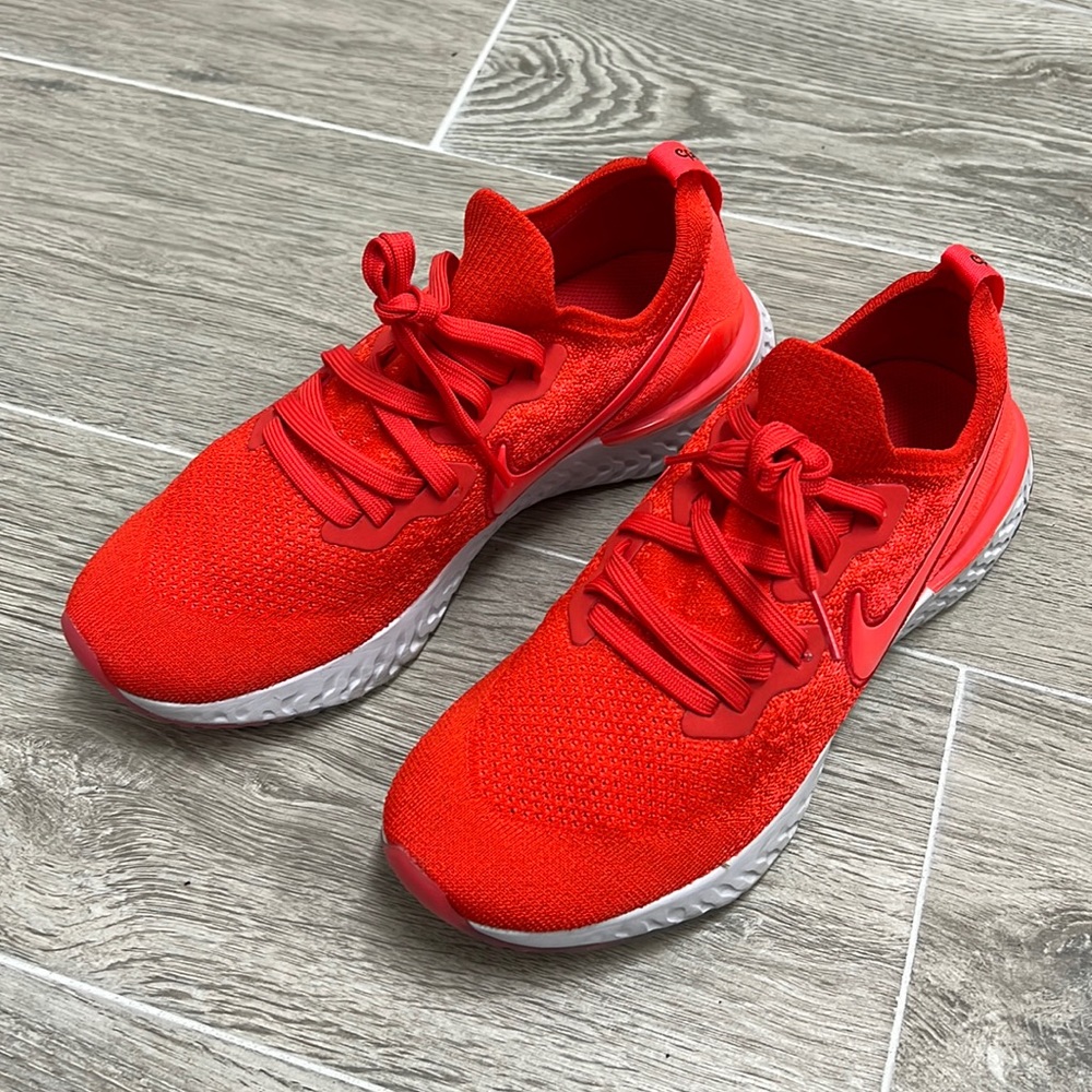 EUC Nike Men's Epic React Flyknit 2, Chile Red, Size 10
